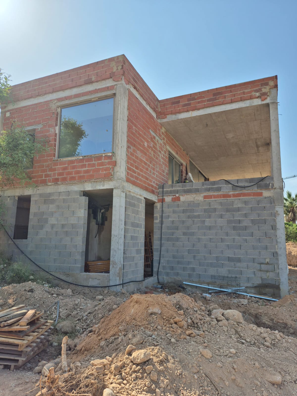 Vivienda en construcción antes del revestimiento